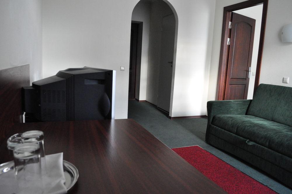 Hotel Albatross ريغا المظهر الخارجي الصورة